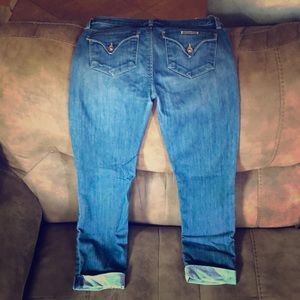 Size 28 brand new without tags Hudson jeans